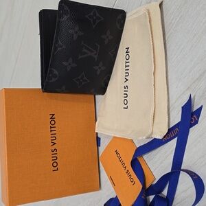 Louis Vuitton Mens Wallet Black Monogram Canvas Bifold Slender Eclipse M62294